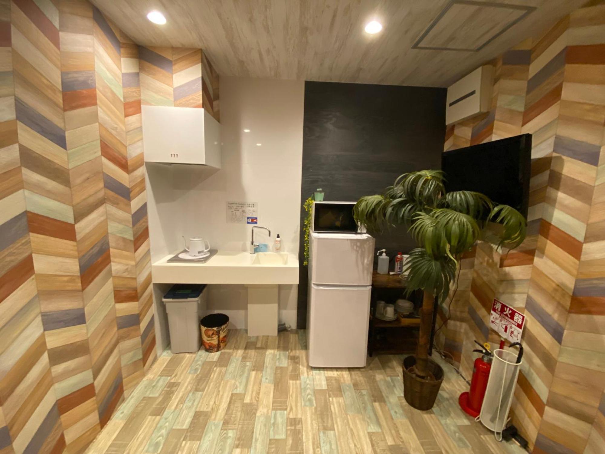 Hotel Jungle Fun Fun 大阪市 エクステリア 写真