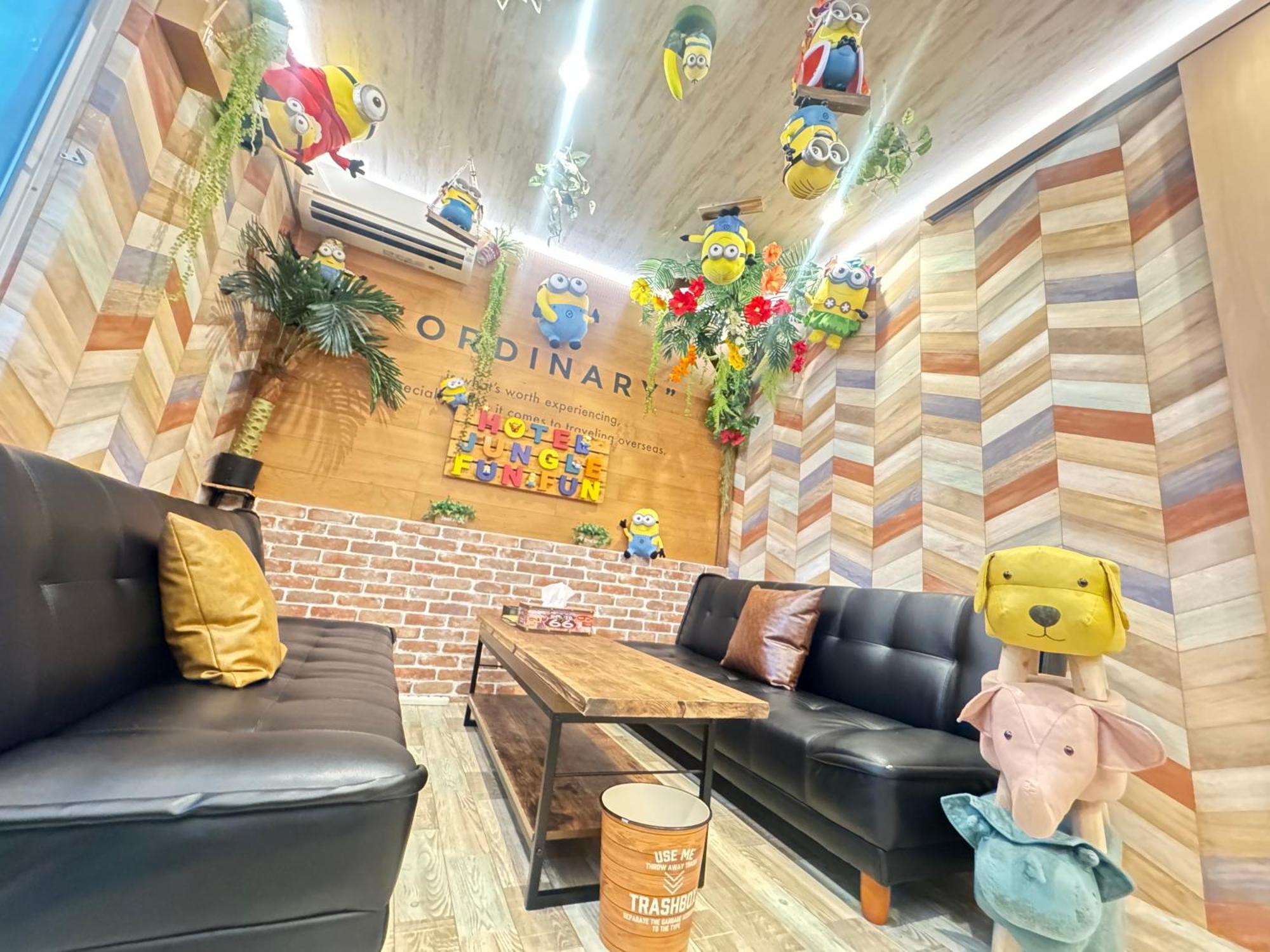 Hotel Jungle Fun Fun 大阪市 エクステリア 写真